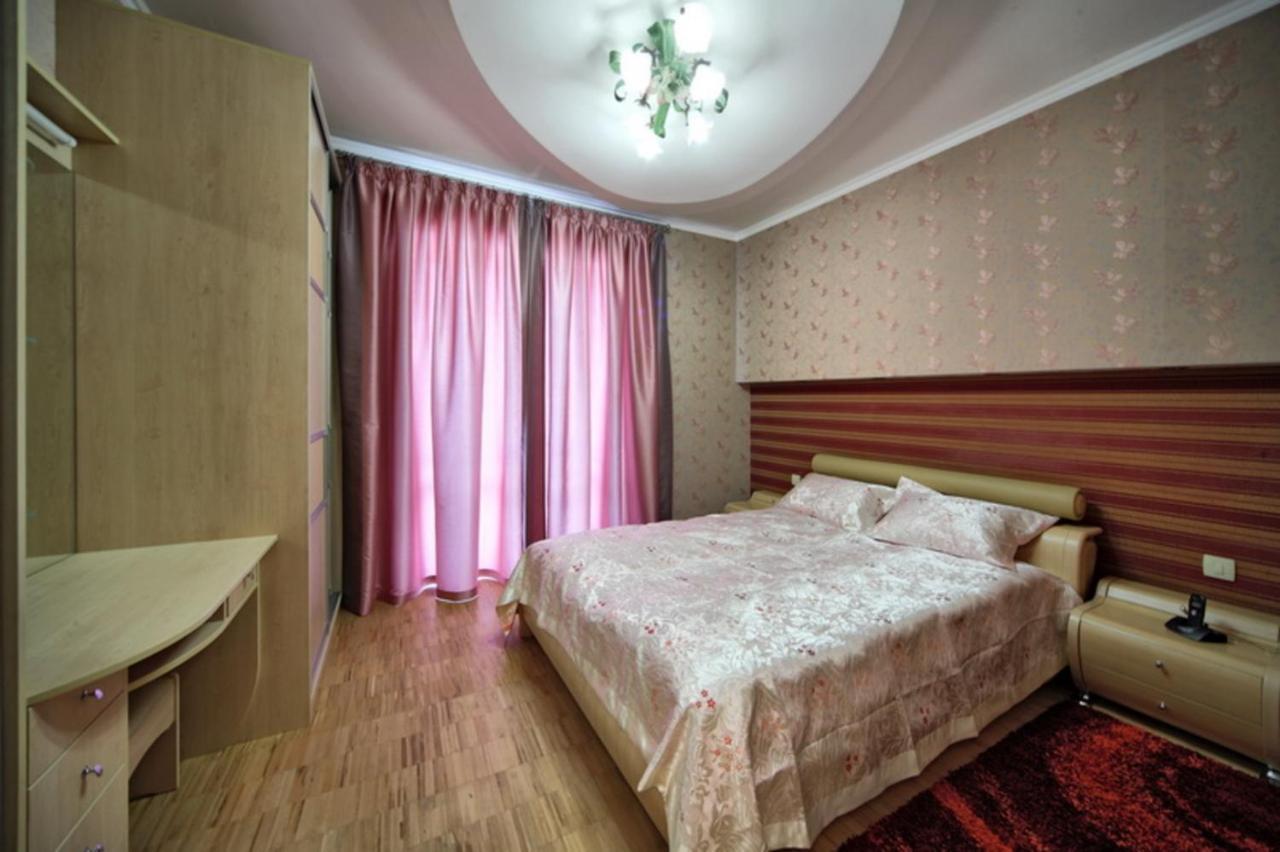Apart-Hotel Chale Graal Трускавец Екстериор снимка