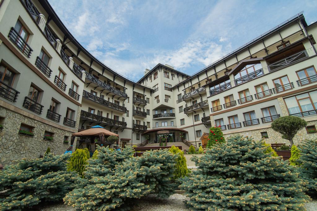 Apart-Hotel Chale Graal Трускавец Екстериор снимка