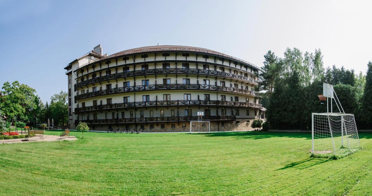 Apart-Hotel Chale Graal Трускавец Екстериор снимка
