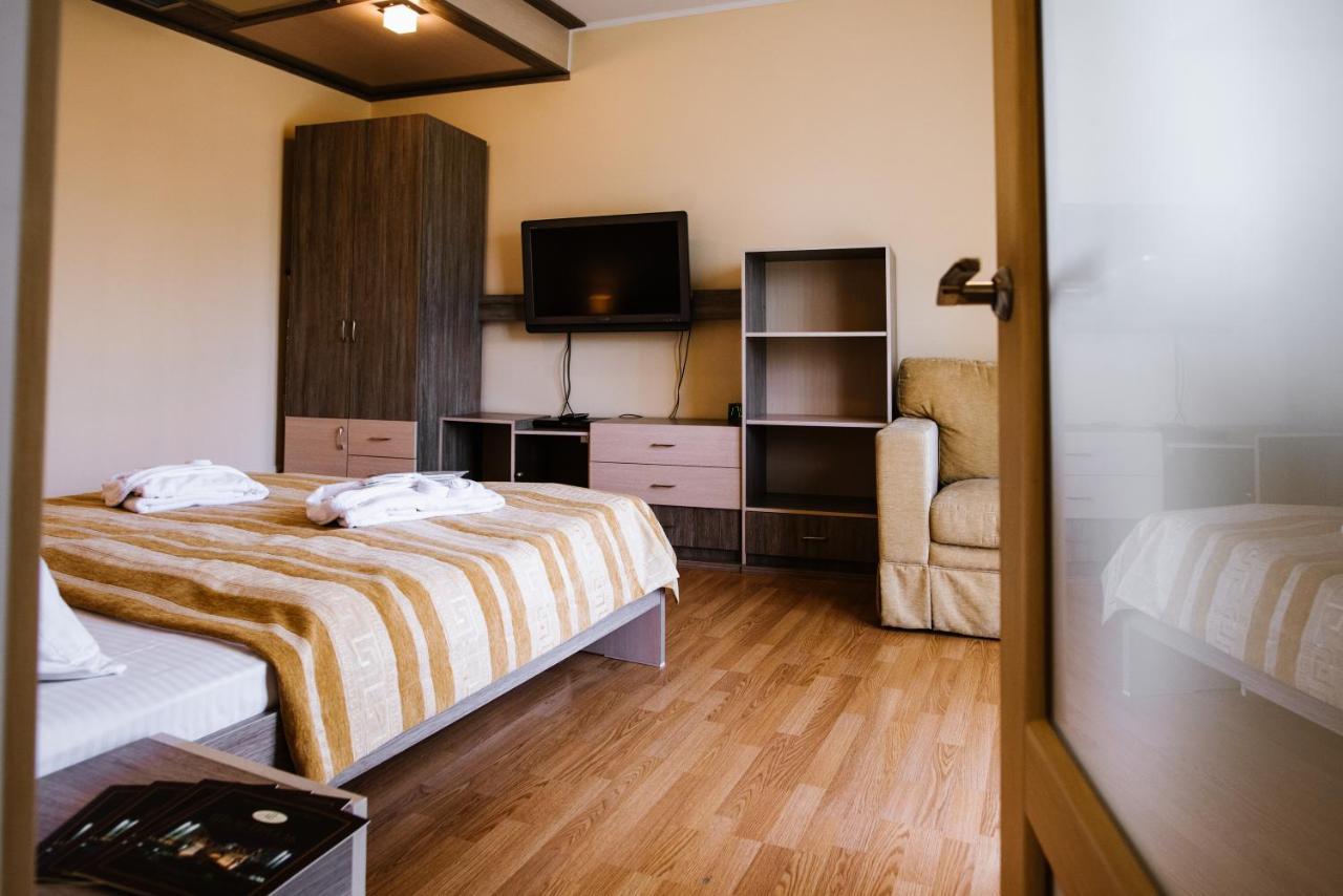 Apart-Hotel Chale Graal Трускавец Екстериор снимка