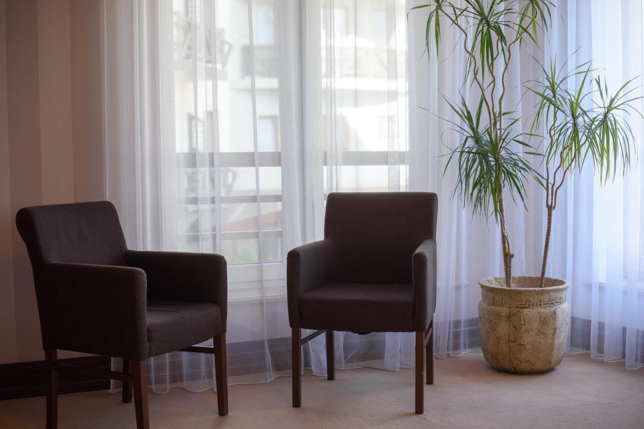 Apart-Hotel Chale Graal Трускавец Екстериор снимка