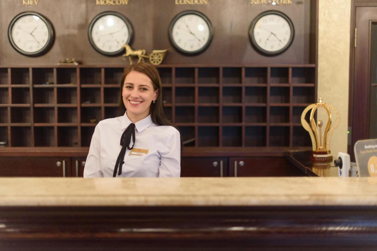 Apart-Hotel Chale Graal Трускавец Екстериор снимка